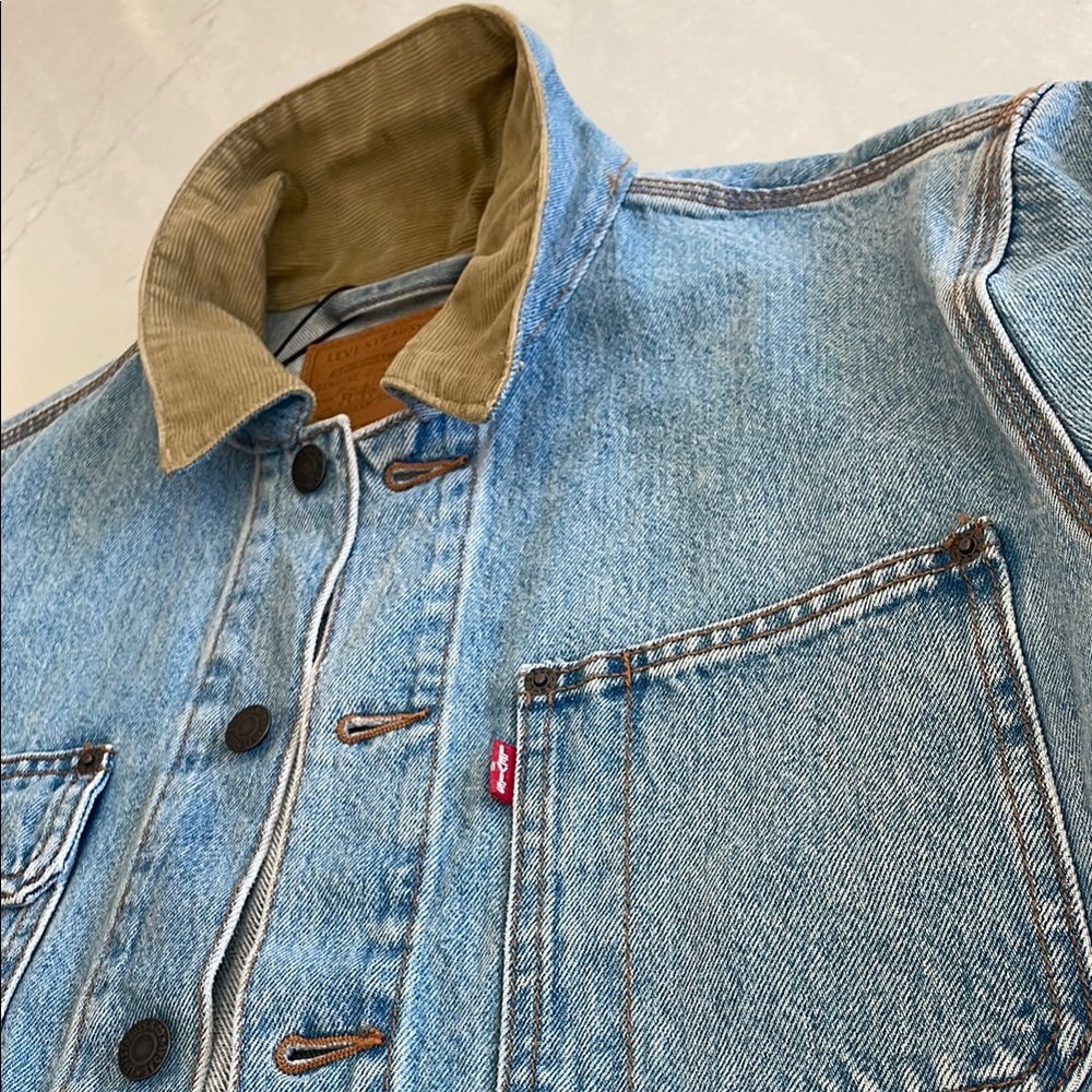 Levi's big E Light Blue Denim Jacket with Tan Corduroy Collar